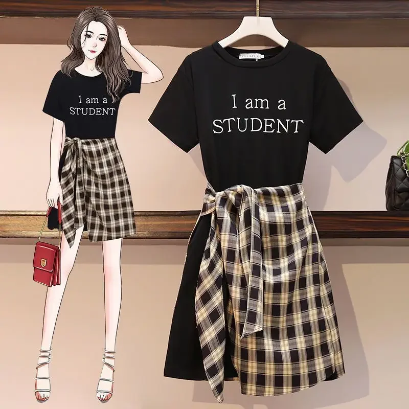 Cotton fake two-piece stitching dress female 2024 summer new plus size loose slim fashion temperament plaid casual long skirt.