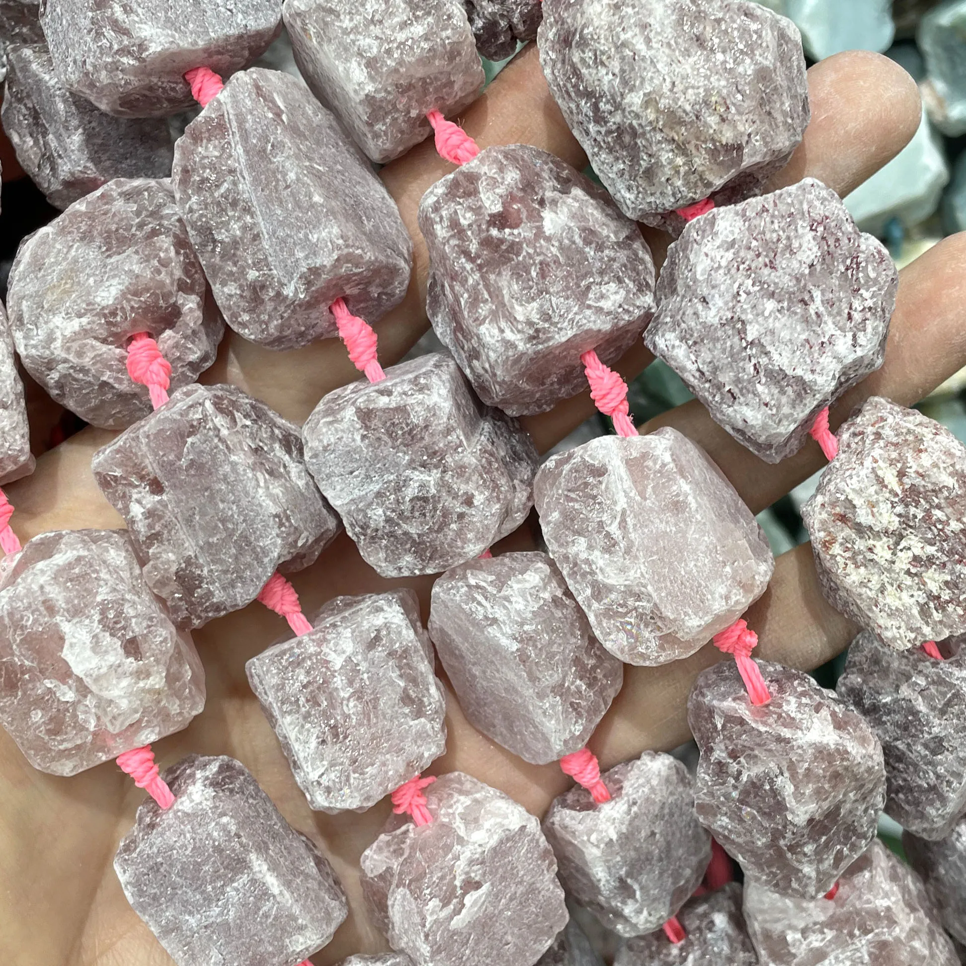 Natürliche Unregelmäßige Freiform-Rohsteine, Raue Fluorit-Mineralnuggets, Lose Abstandsperlen, DIY-Zubehör für Schmuckherstellung – Detail 8