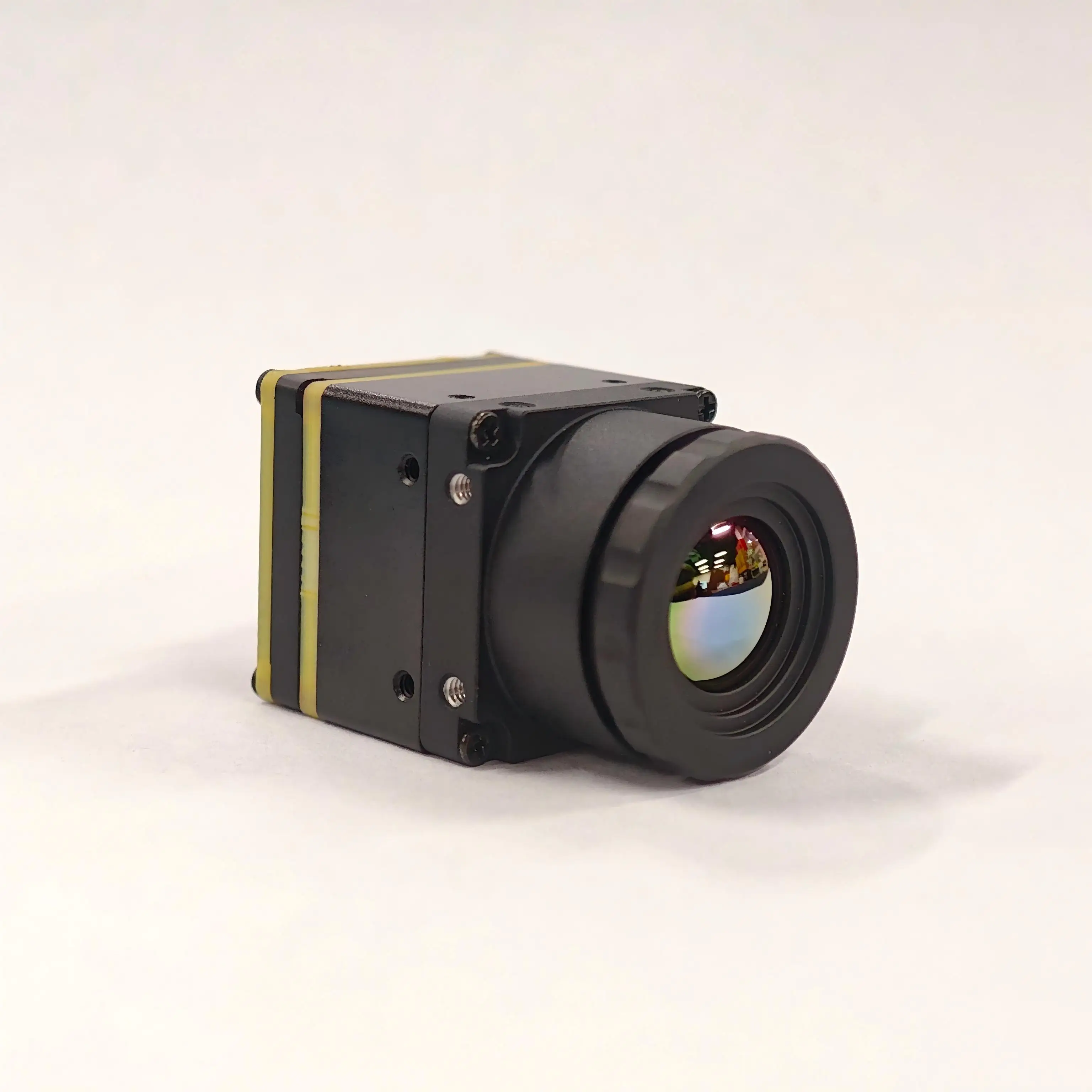 640 * 512 Uncooled Infrared Thermal Imaging Module 9.1mm Lens 12um 8-14um VOx Detector USB UVC/CVBS Built-in Infiray Sensor