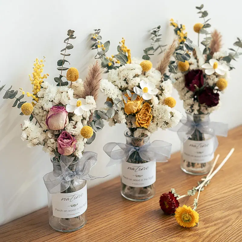 

Dried Flower Bouquet Pampas Ins Small Fresh Rose Daisy Eucalyptus Leaf Gold Ball Forget-me-not Wedding Scene Home Decor Ornament