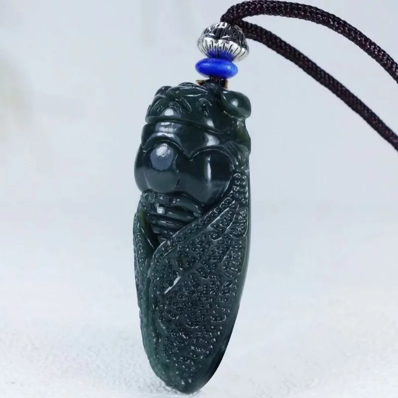 Mo Yuzhi Made A Blockbuster Cicada Pendant Pendant