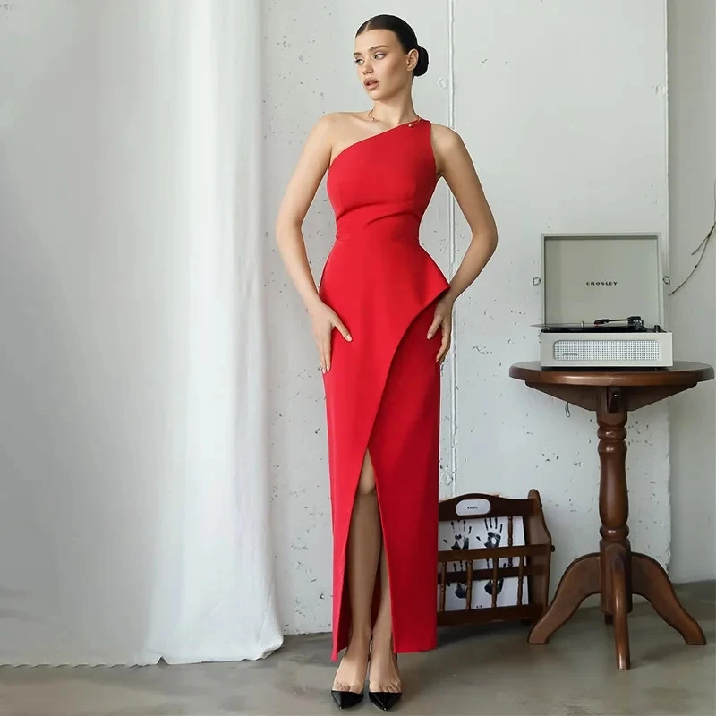 

2026 New Women Fashion Elegant Solid Color Sleeveless Asymmetric Neck Slit Bodycon Dress Temperament