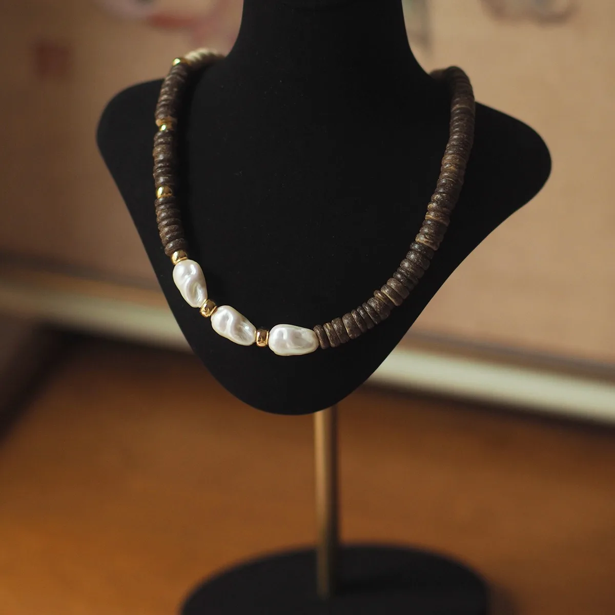 Minimalist Spring-Summer Nautical Style Necklace - Niche Euro-American Minimalist, Pearl, Coconut Wood & Solid Wood Beaded
