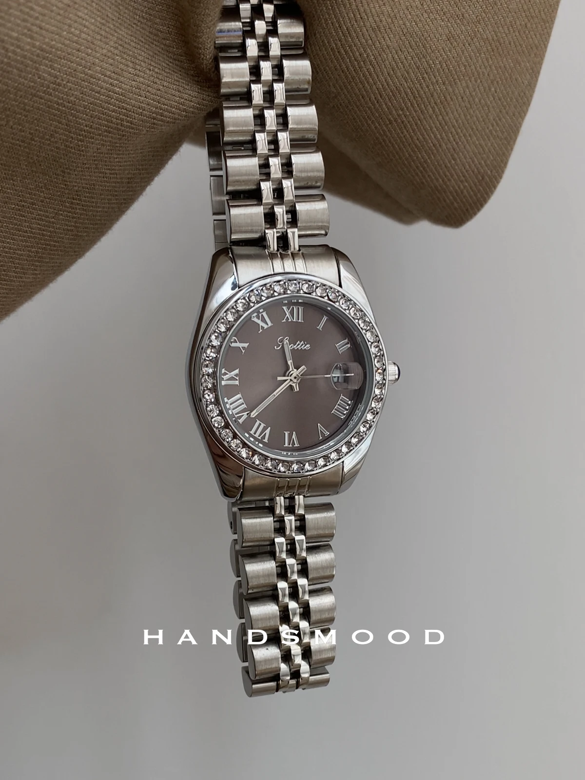 

Elegant Women'S WatchSophisticated And Stylish Versatile Steel Strap, Perfect For Both Work And Leisure, A Great Gift For Women.