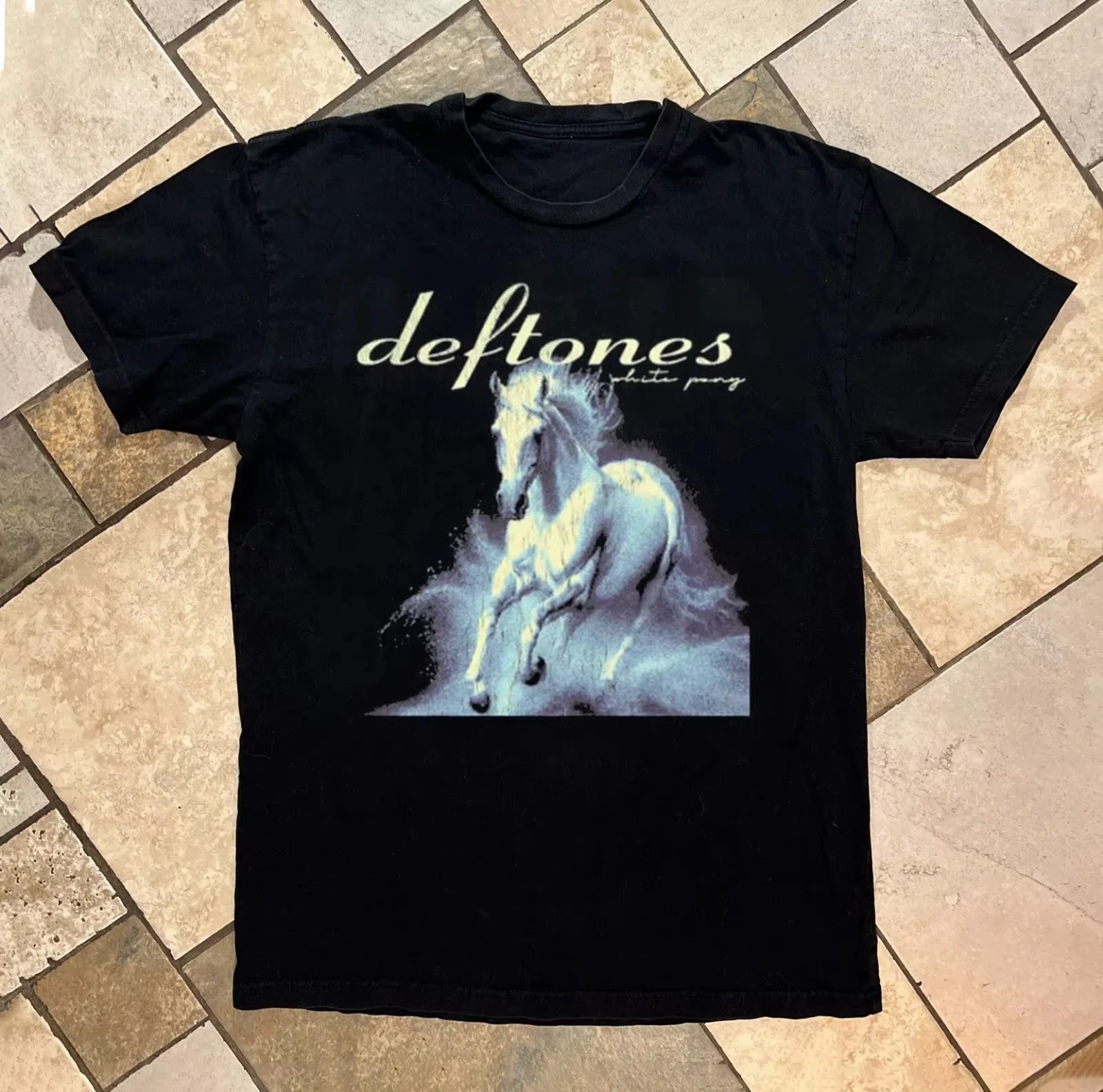 2025 Deftones Band WHITE PONY Vintage camiseta negra camiseta Unisex suelta Fitness Camiseta de manga corta hombres High Street cuello redondo
