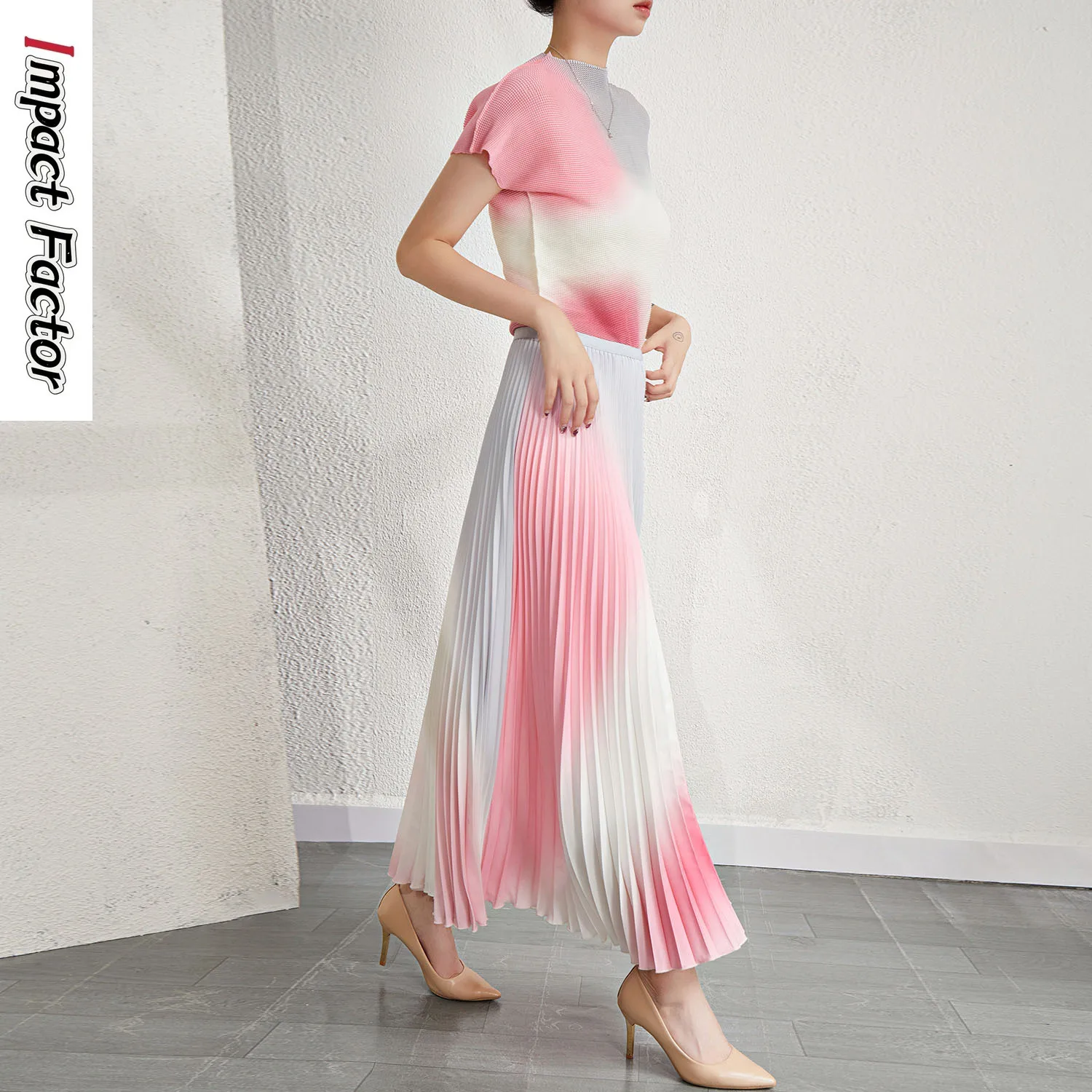 

Miyake Pleated Set Women's Elastic Top Pleated Skirt Two Piece Set 2024 Spring/Summer New High End Age Reducing Set