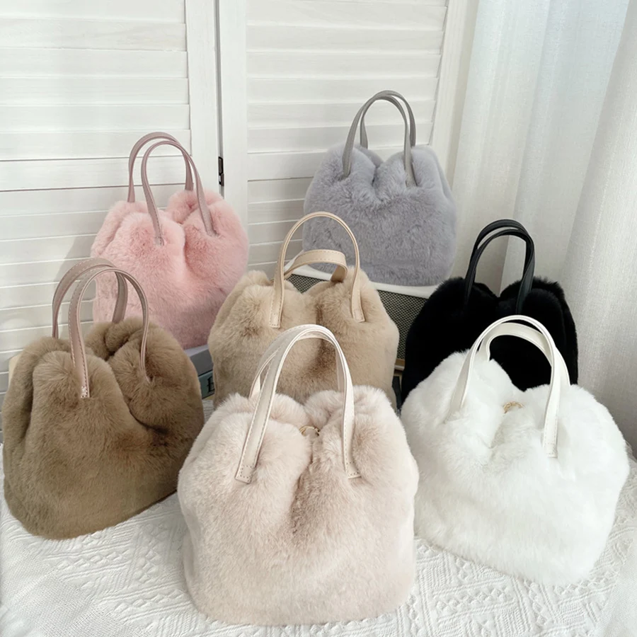 Winter Faux Fur Plush Tote Bag Fashion Large Capacity Bucket Handbag Shoulder Messenger Bag For Women Casual Daily Shopping Bags