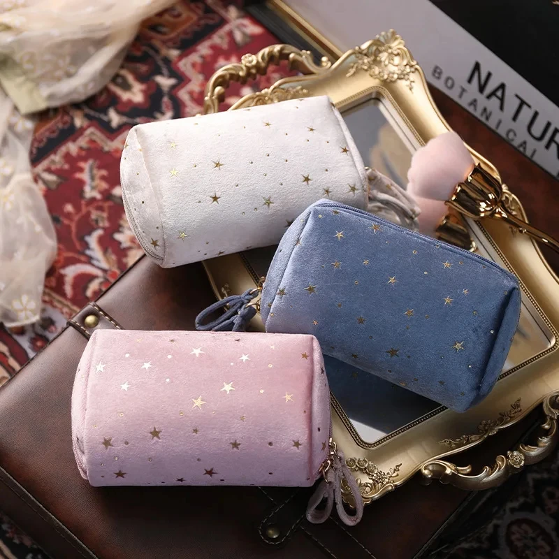 Girl Velvet Makeup Bag Organizer Soft Girl Lipstick Storage Bag Women Toiletry Beauty Make Up Case Pouch Portable Cosmetic Bag