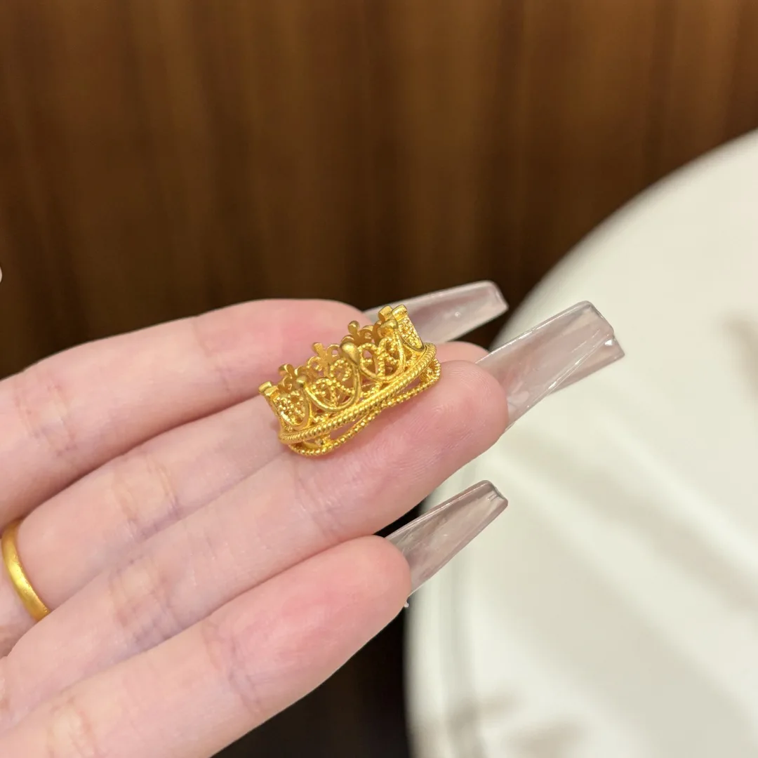 

Винтажное кольцо-корона с цветочным узором и ажурной отделкой для женщин, элегантное, роскошное, в дворцовом стиле, высококачественное украшение для рук, модный аксессуар.