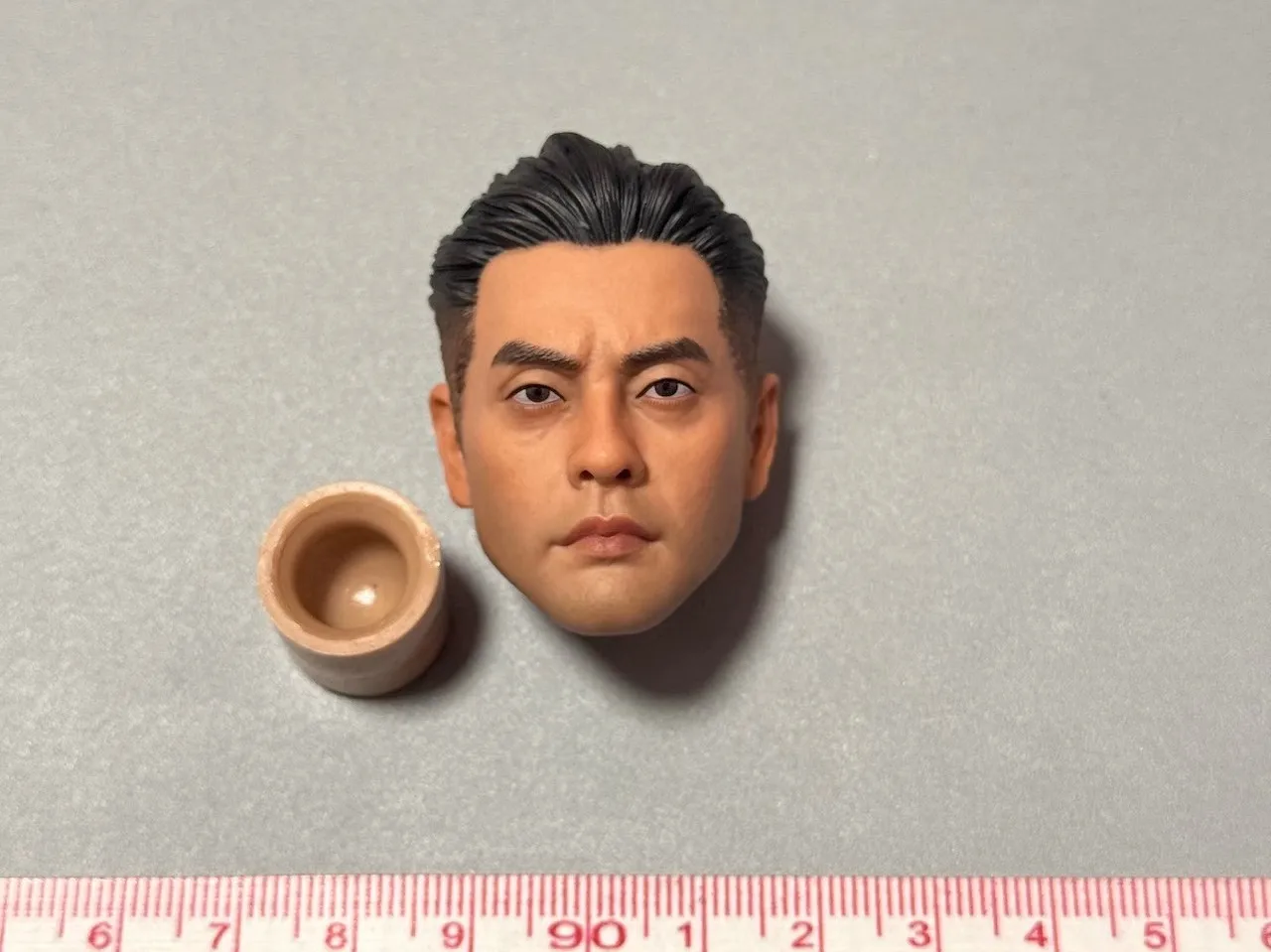 

ES 26070A 1/6 Scale Soldier Headsculpt Model for 12''Hong Kong Flying Tigers SDU