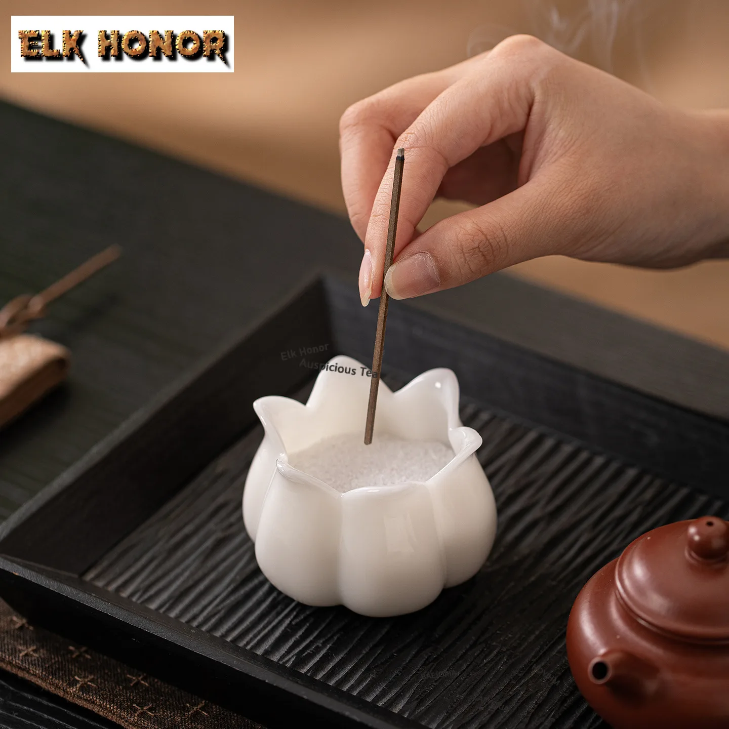 ZAEYORIA Zen Lotus Jade Porcelain Incense Holder Incense Smoke Waterfall Incense Burners Consecrate Censer Indoor Ornaments