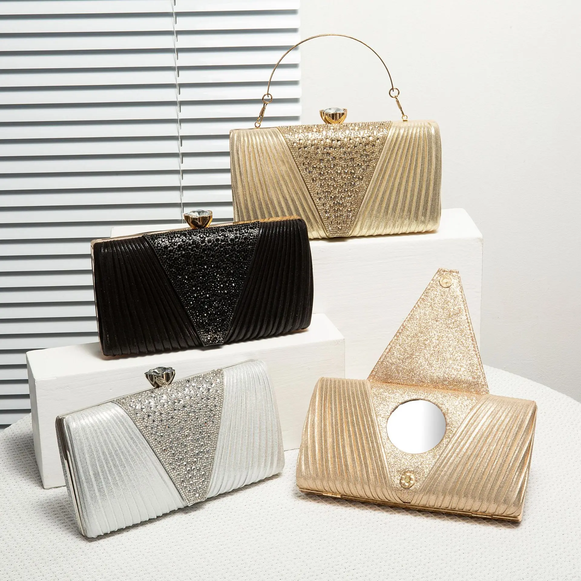 

Exquisite With A Mirror Evening Clutch Stylish Elegant Petite Functional Chic Sparkling Sleek Gorgeous Handbag For Dinner Party