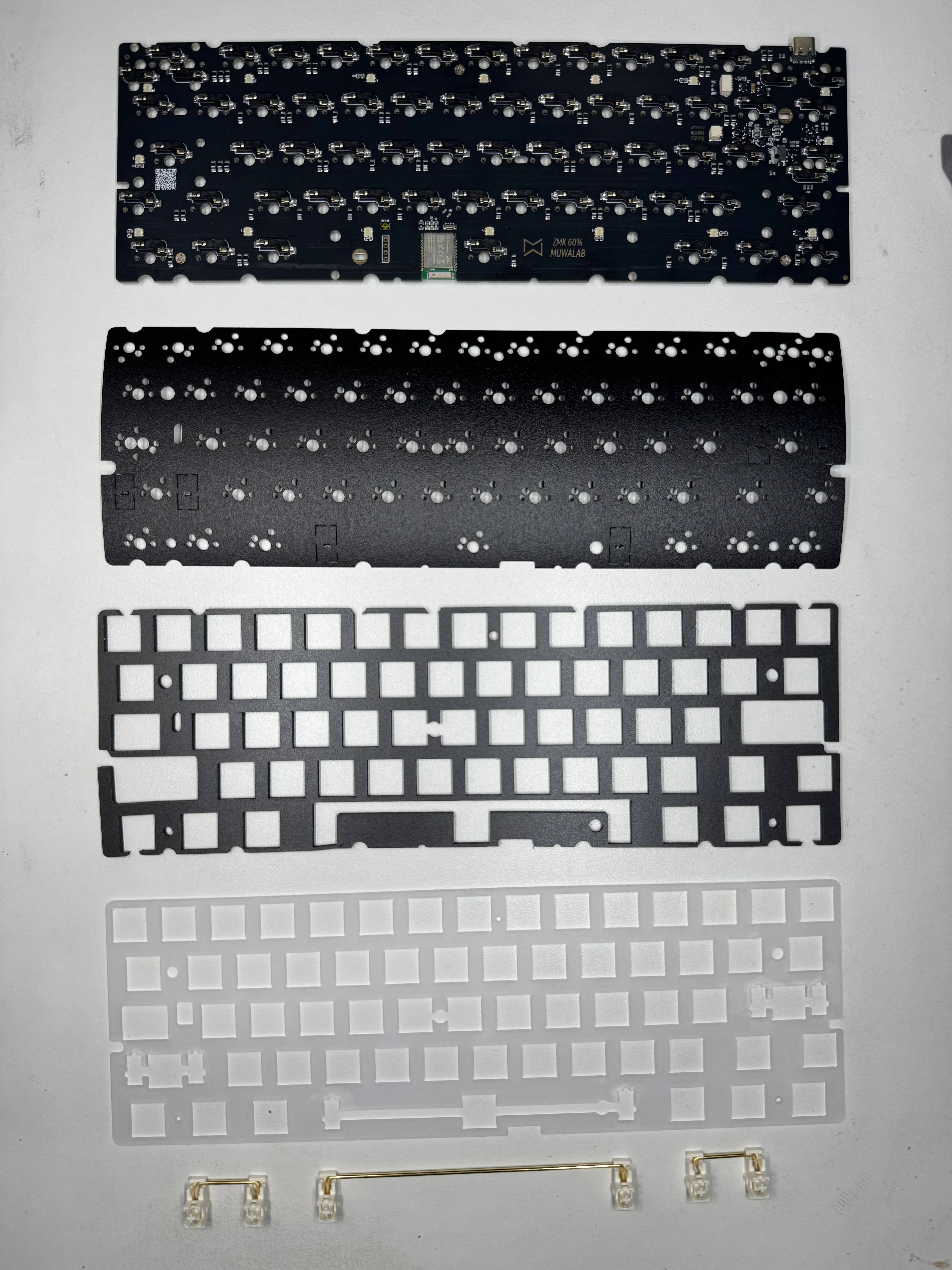 GH60 Keyboard PCB Plate Hot Swap Bluetooth Dual-mode 7U Spacebar ZMK Ergonomic Mechanical Keyboard Accessories No Switch Keycaps