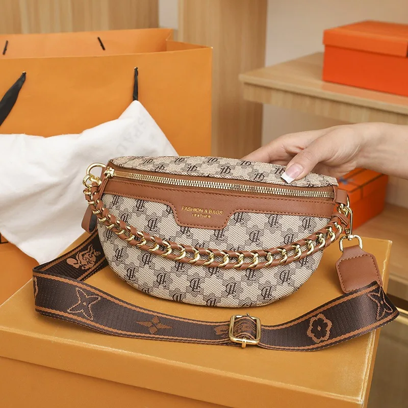 

2024 New Fashion Tote Bag for Women Designer Luxury Letter Print Shoulder Crossbody Chain Bag Stylish Korean Trendy Handbag