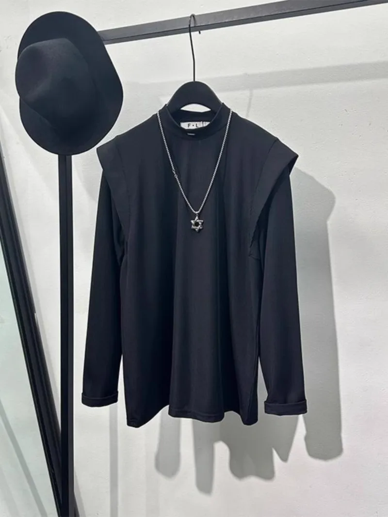 

SuperAen Original Design Fashion Fake Two Pieces Turtleneck T-shirt Drape Black Casual Tshirt
