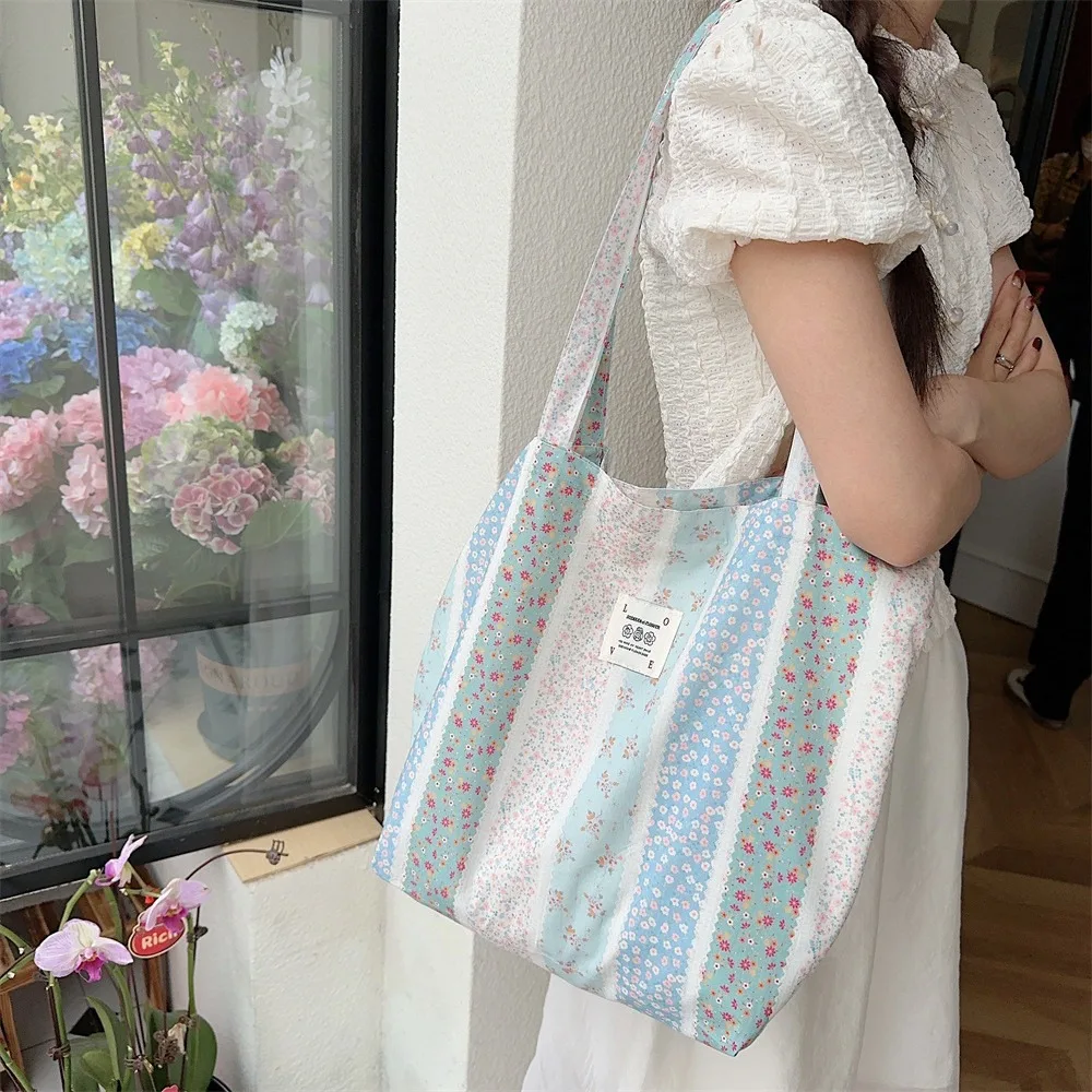 Simple Romantic Elegant Fresh Rose Flower Backpack Large Capacity Canvas Shoulder Bags Birthday Gifts Women Girl
