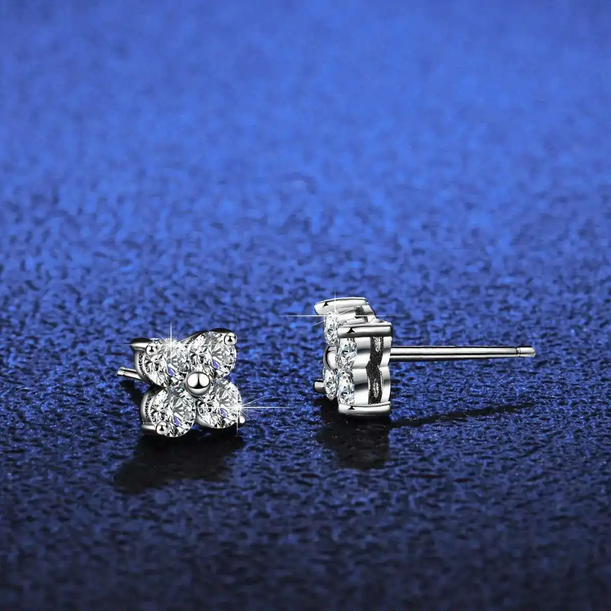 JH D VVS1 أقراط مويسانيتي مستديرة للنساء والرجال 4 أحجار كلاسيكية S925 حلق من الفضة الاسترليني مع مجوهرات هدية GRA