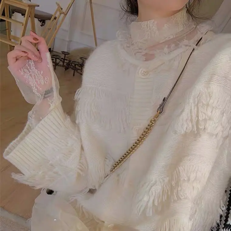 ฤดูใบไม้ผลิและฤดูใบไม้ร่วง high-end ลูกไม้ Bottoming เสื้อผู้หญิงสไตล์ต่างประเทศแขนยาวตาข่ายด้านบนเซ็กซี่เสื้อด้านใน 2025 ใหม่