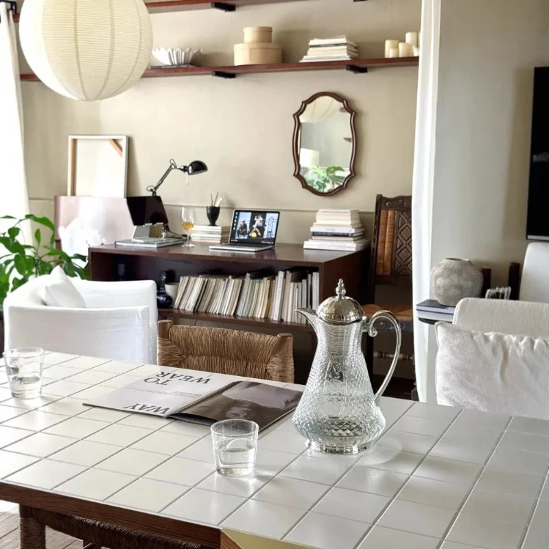 

【2026】Original Design Medieval Retro Carved Court Wind Large Capacity Cold Kettle Glass Cold Kettle Restaurant