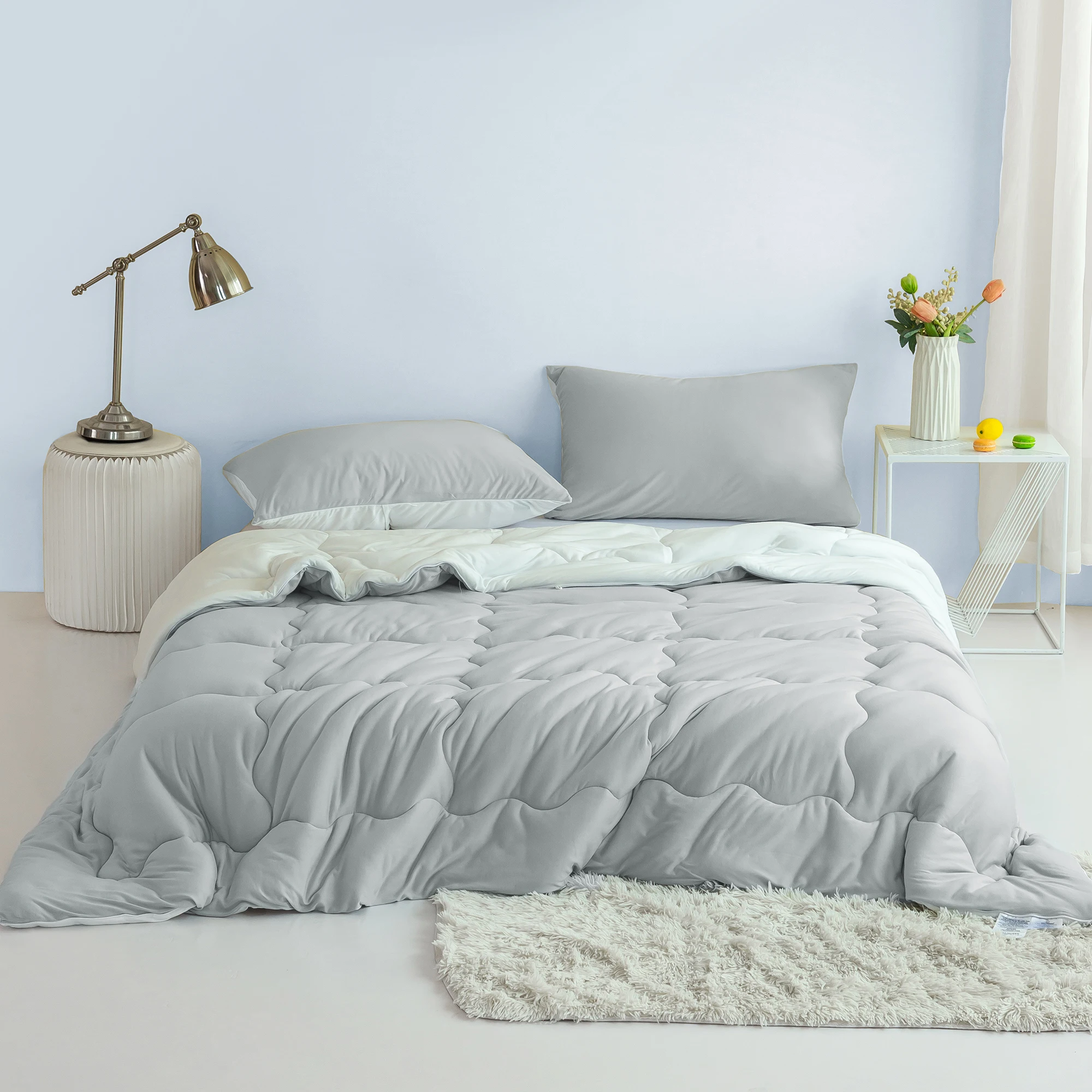 Dual-Side Breathable Bedding light  Reversible Ultra-Soft  Comforter Set,  grey and white Full Size