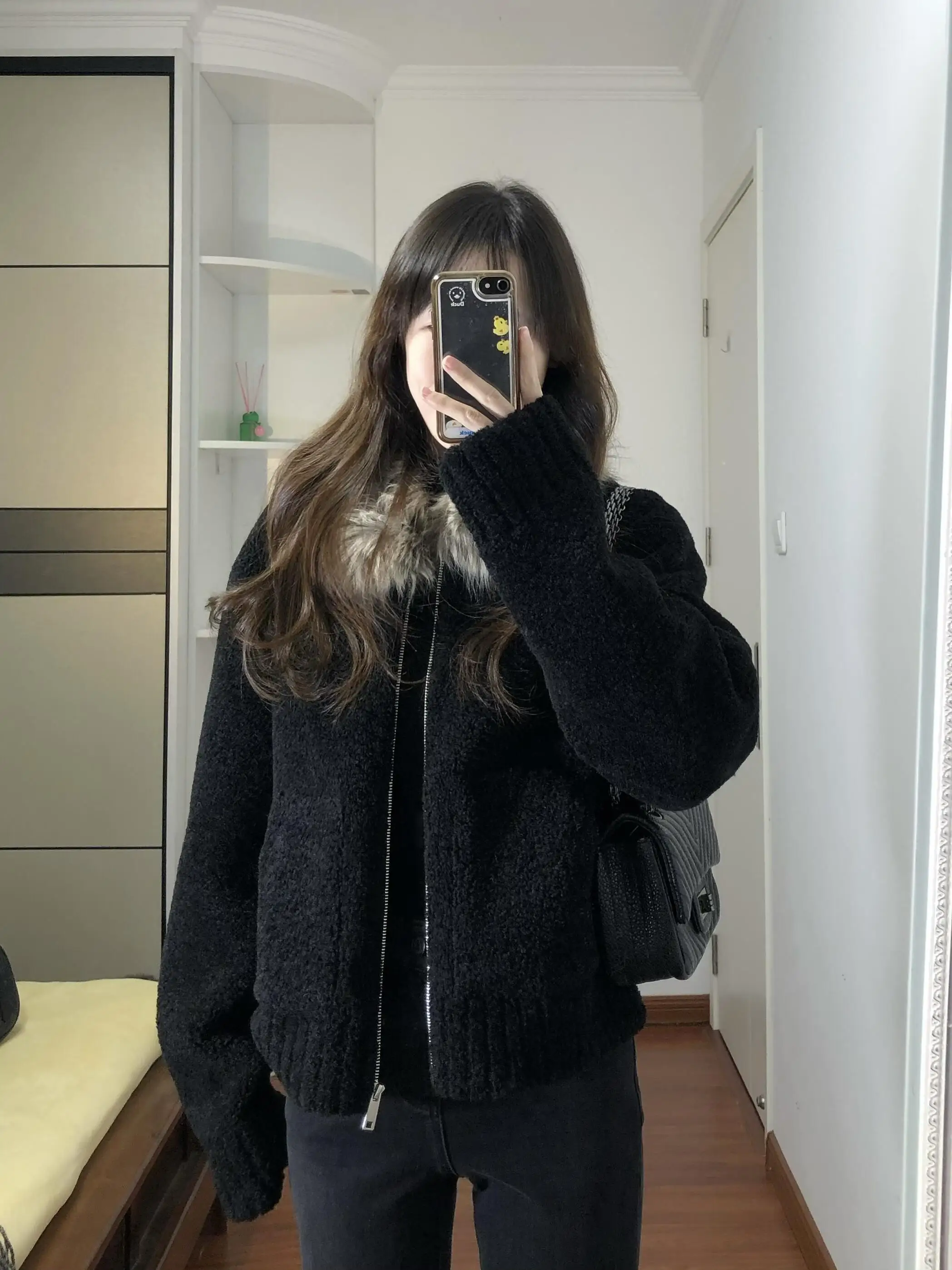 

Женская теплая зимняя куртка свободного кроя с воротником из овечьего меха, модная, универсальная, длинная, на молнии