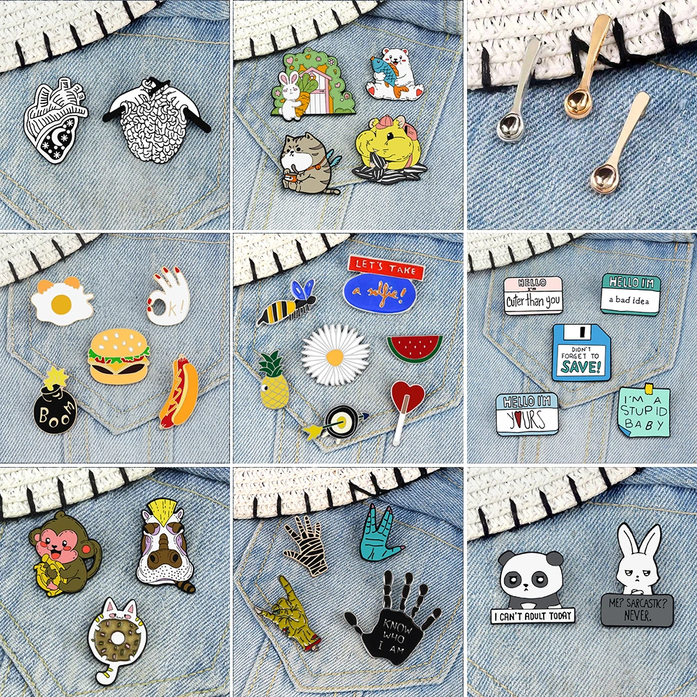 2-7Pcs/Set Punk Skeleton Gesture Brooch Enamel Cartoon Cat Polar Bear Pin Sticky Notes Knitted Heart Hamburger Badge Bag Jewelry