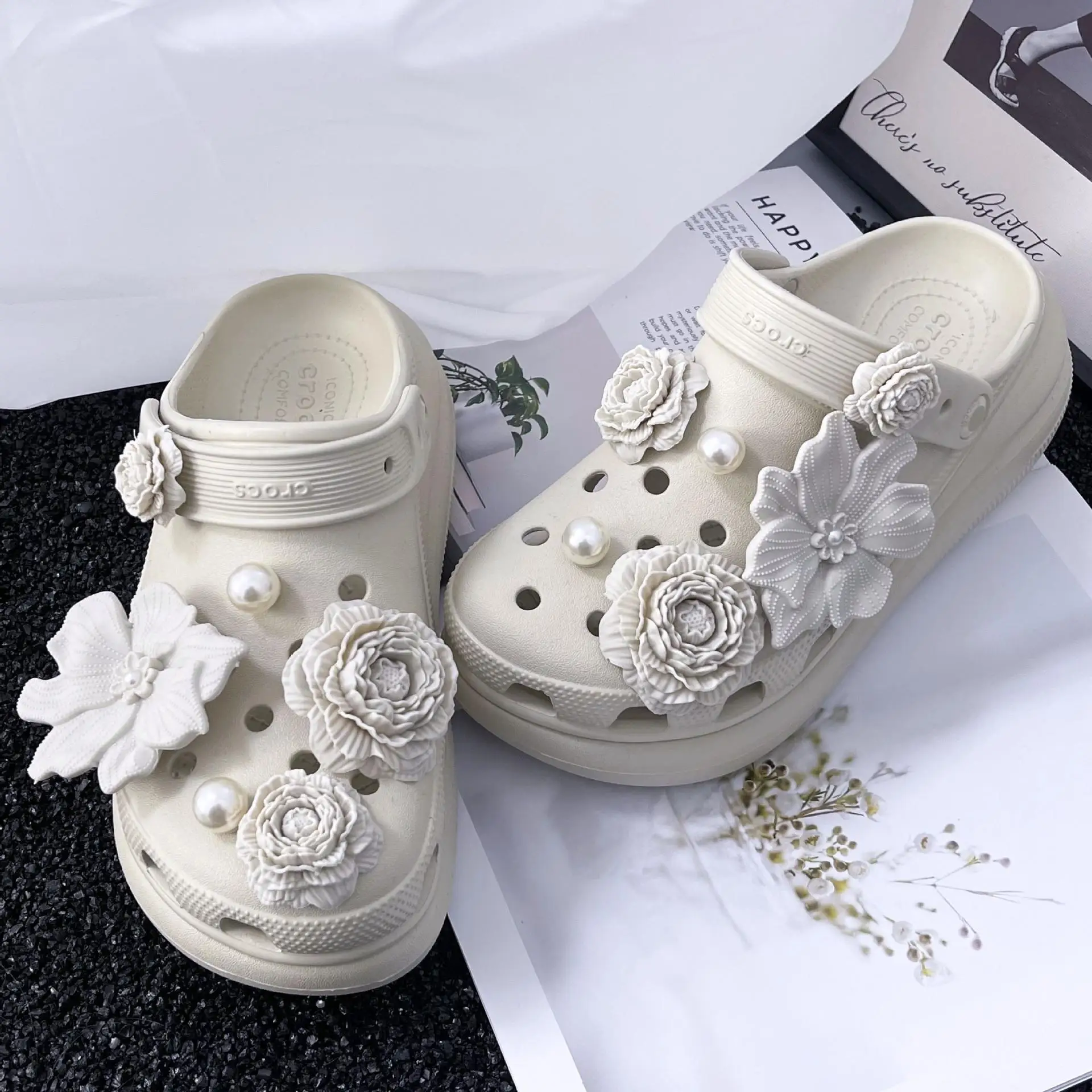 

Shoe Charms Set Hole Shoe Buckle DIY Bubble Slide Sandal Shoe Flower Decoration White 3D Flower Shoes Decorations Accessories