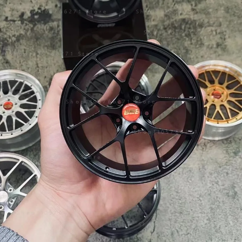 Aluminum Forged Wheel Rim Model Miniature Desk Ornament Simulation Decor
