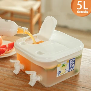 수도꼭지가있는 10 개의 최고의 판매 병 -№4