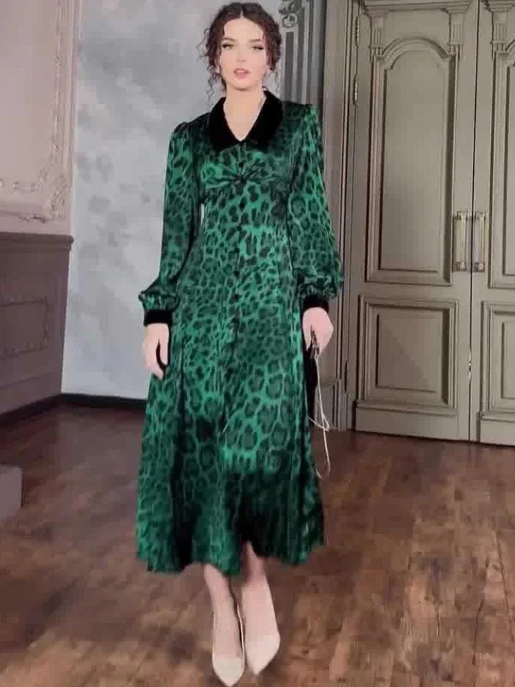 

Women's Green Streetwear Dress Mercerized Leopard Print Block Color Matching V-neck Pleated Temperament Elegant Women's Dresses