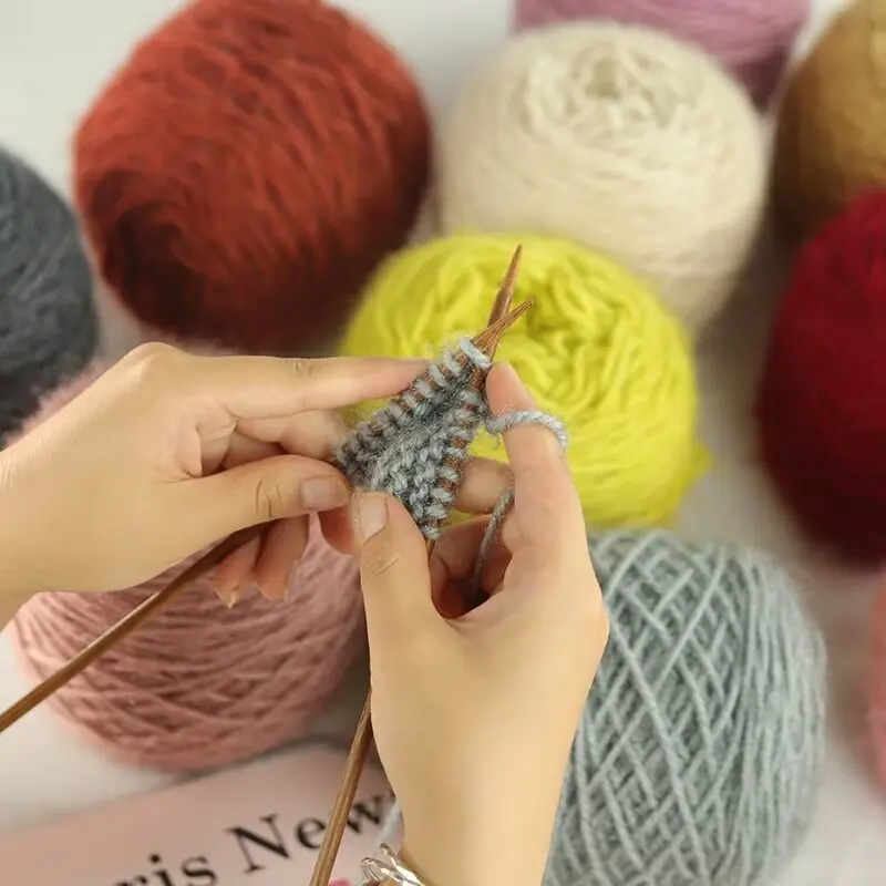 150g Squirrel Velvet Yarn Medium Thick Thread DIY Crochet Yarn Hand Woven Hat Sweater Craft Thread Suitable for Beginner