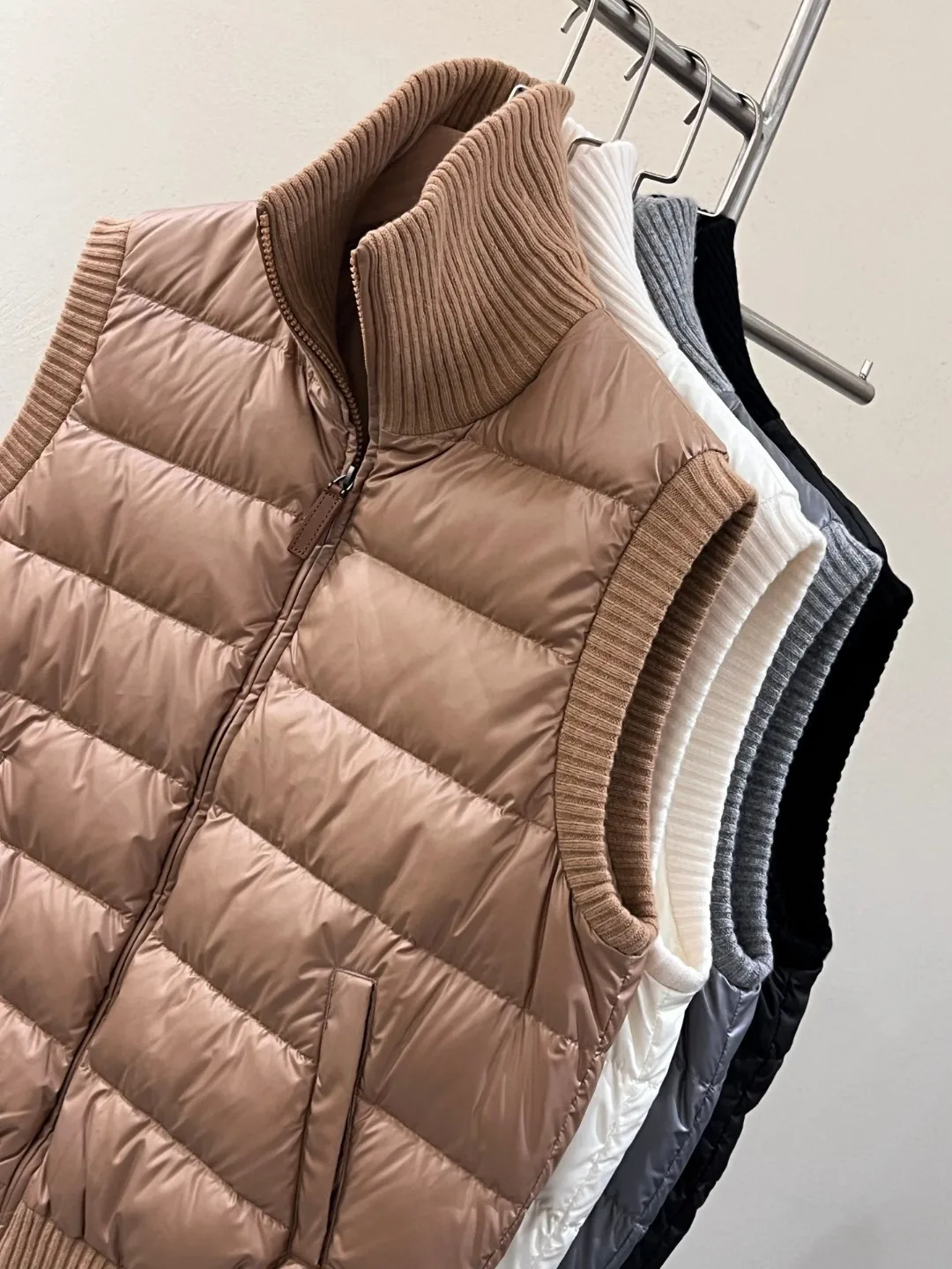 High Quality Cashmere Knitted Collar Goose Down Vest