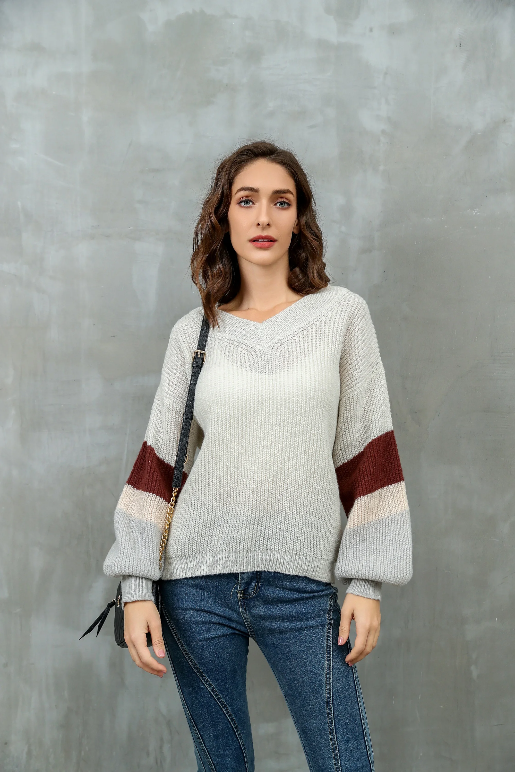 

Women's Contrasting Color V-Neck Long-Sleeved Sweater Korean Harajuku Fashion Elegant Y2k Winter 2000s Knitted Cardigan Top