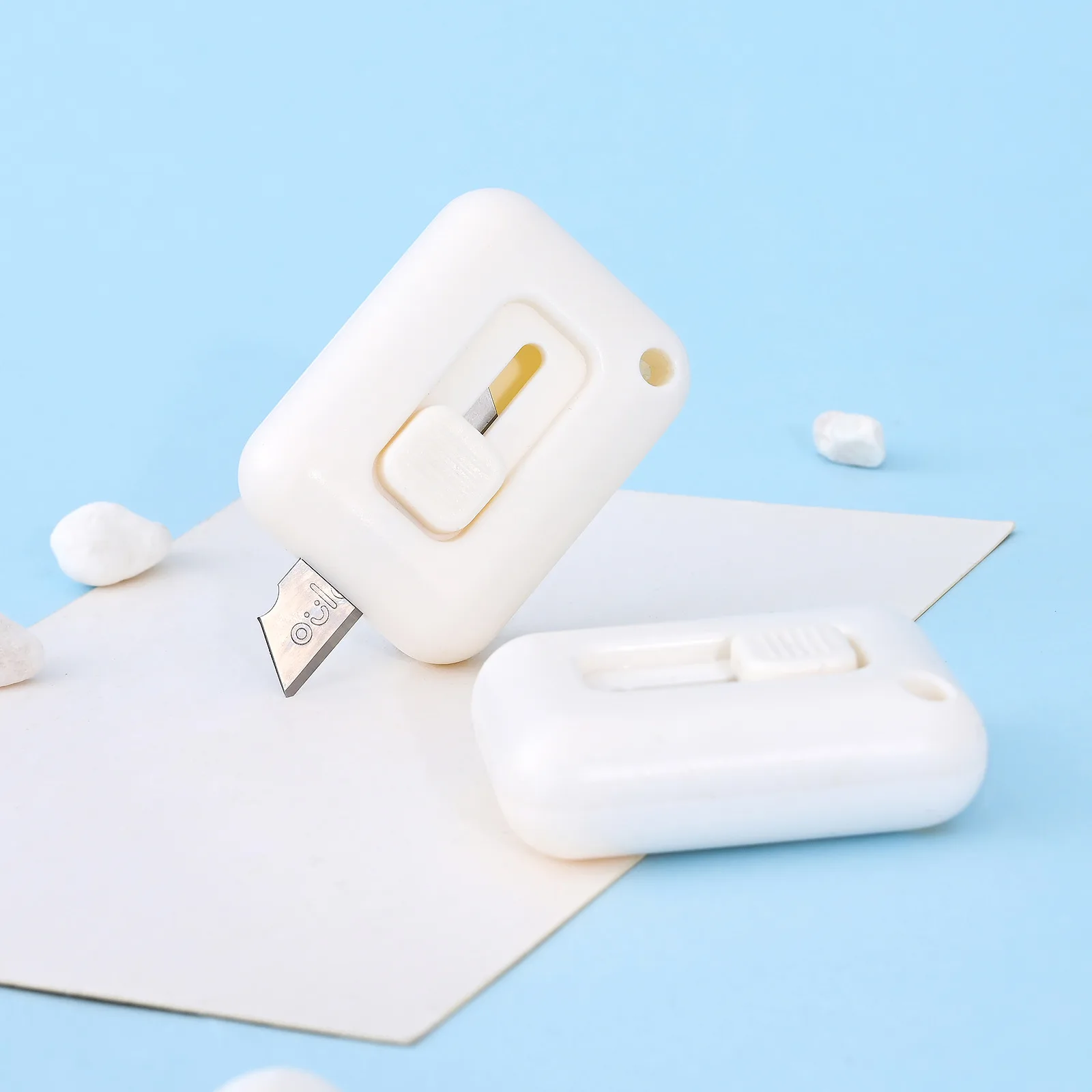 Lovely Portable Utility Knife Paper Cutter Cutting Paper Courier Unboxing Knives Letter Envelope Knife Office Stationery