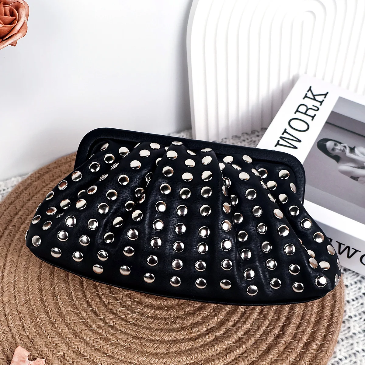 

Studded Design Evening Bag Vintage Design Clip Multi-Studded Punk Style Handheld Evening Bag