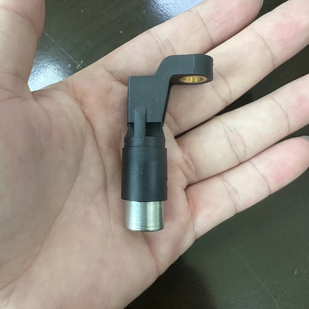 OEM 93742189 Transmission Output Speed Sensor For Chevrolet Optra
