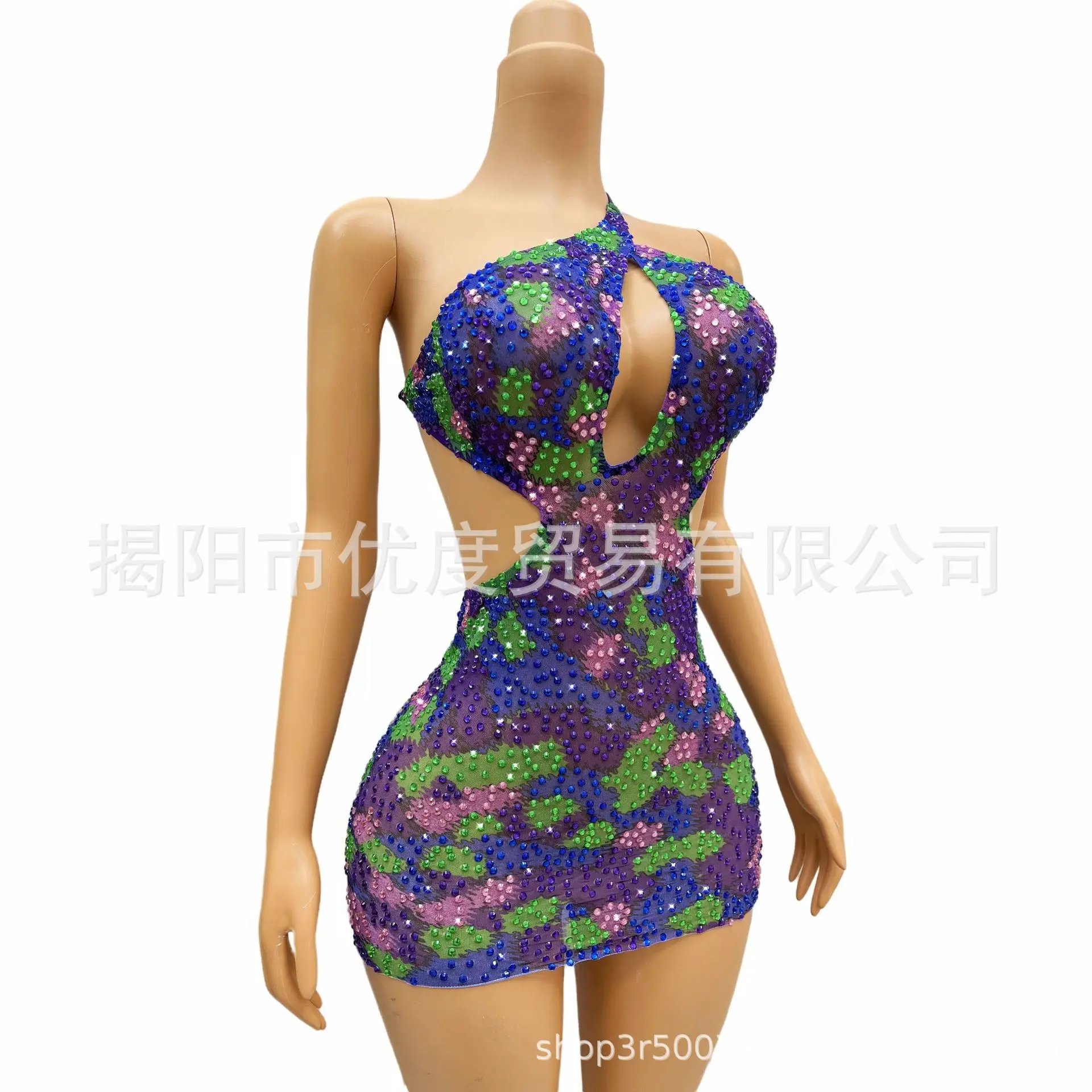 2026 تصميم مختلط الألوان مفتوح الظهر مفتوح الظهر متعدد الألوان حجر الراين فستان كوكتيل حفلة سهرة فستان الأداء تنورة Tangram