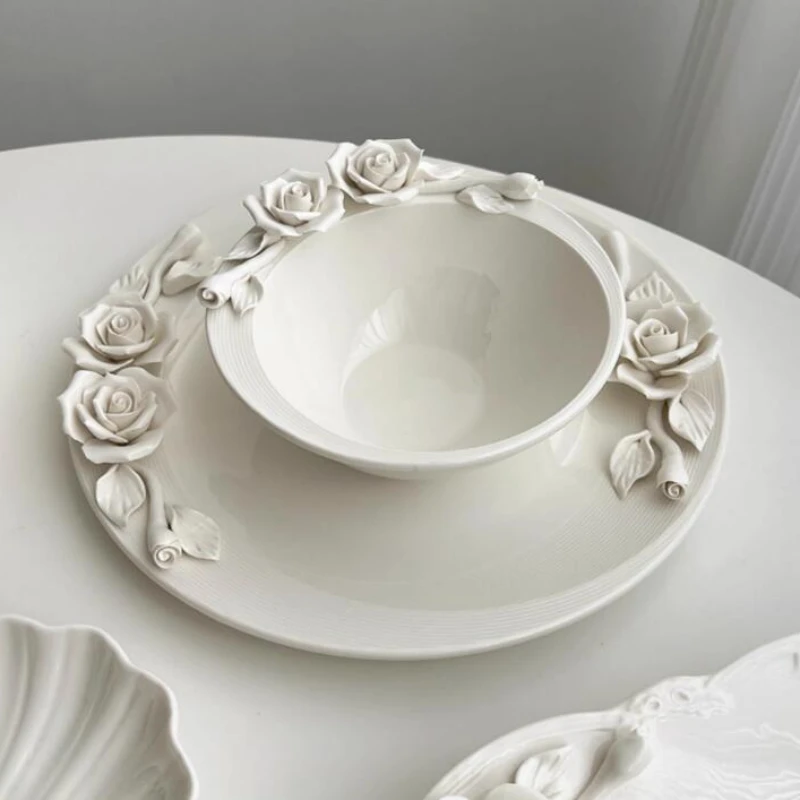 

Creative Relief Exquisite Ceramic Plate Afternoon Tea Dessert Fruits High Footed Plate French Style Party Unique Dining Plates