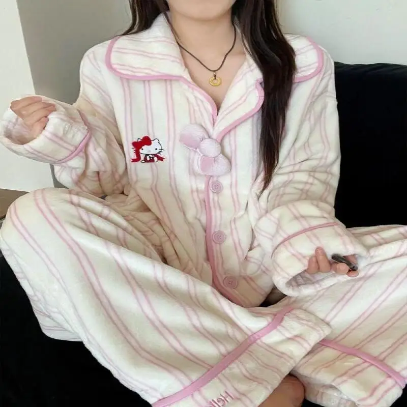 

Kitty Cartoon New Coral Velvet Pajamas Robes Winter Velvet Thickened Flannel Mid Length Hooded Sleeping Gown Set Home Clothing
