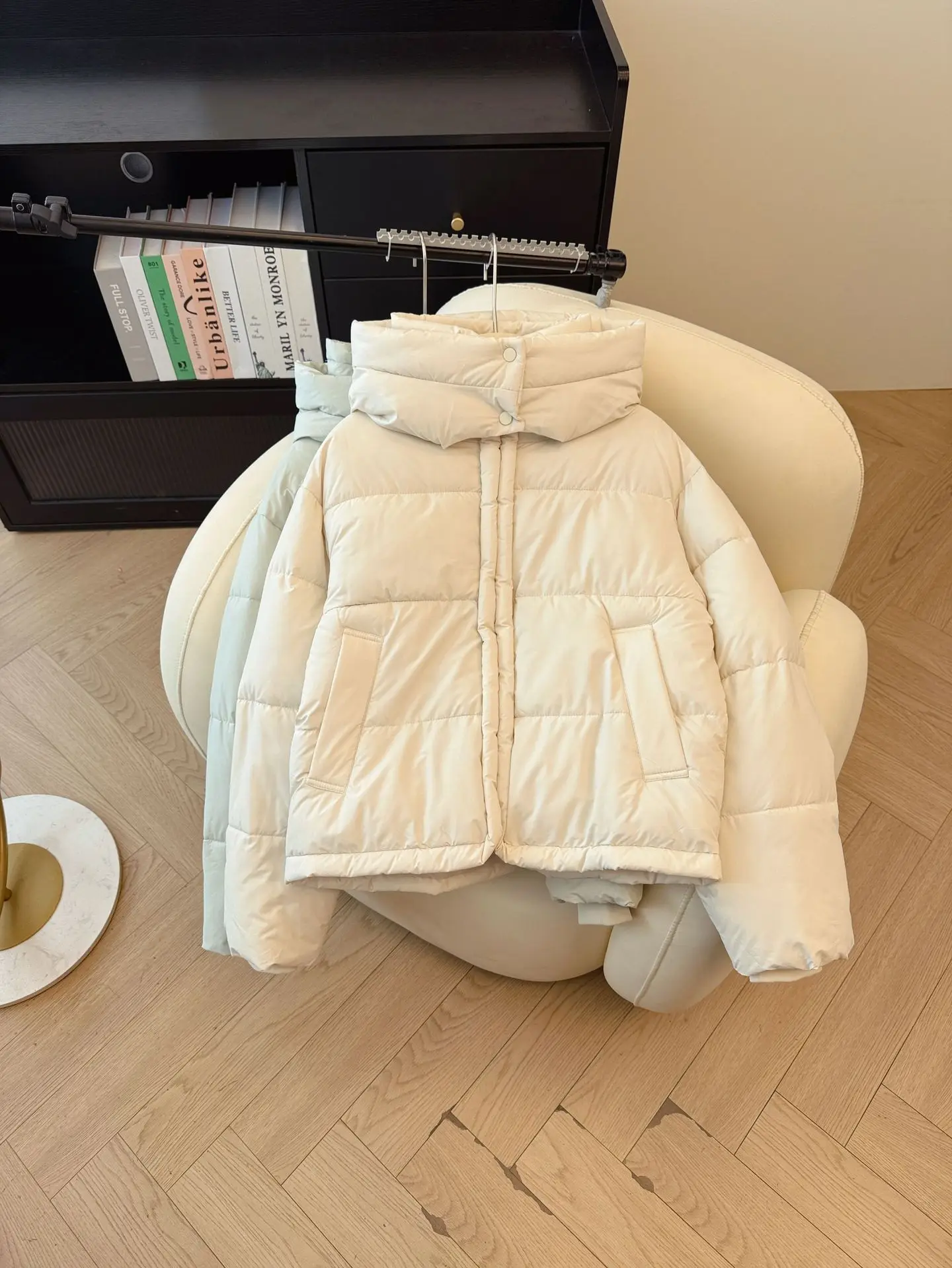 

Модная женская хлопковая куртка с капюшоном, однотонная зимняя утепленная куртка с воротником-стойкой, корейское повседневное модное простое теплое пальто