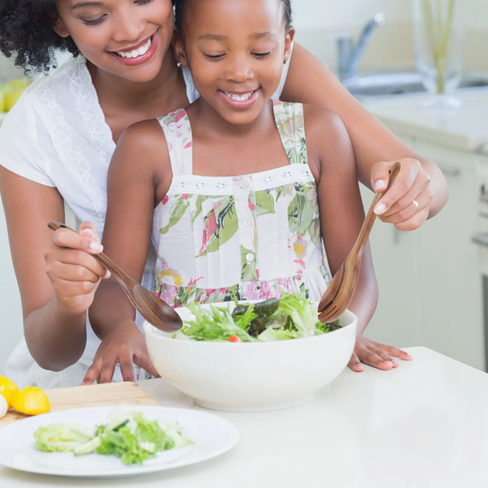 

Wooden Flatware Set Natural 2-Piece Wood Fork Spoon Kitchen Dinner Serving Eco-Friendly Tableware Wooden Flatware Set