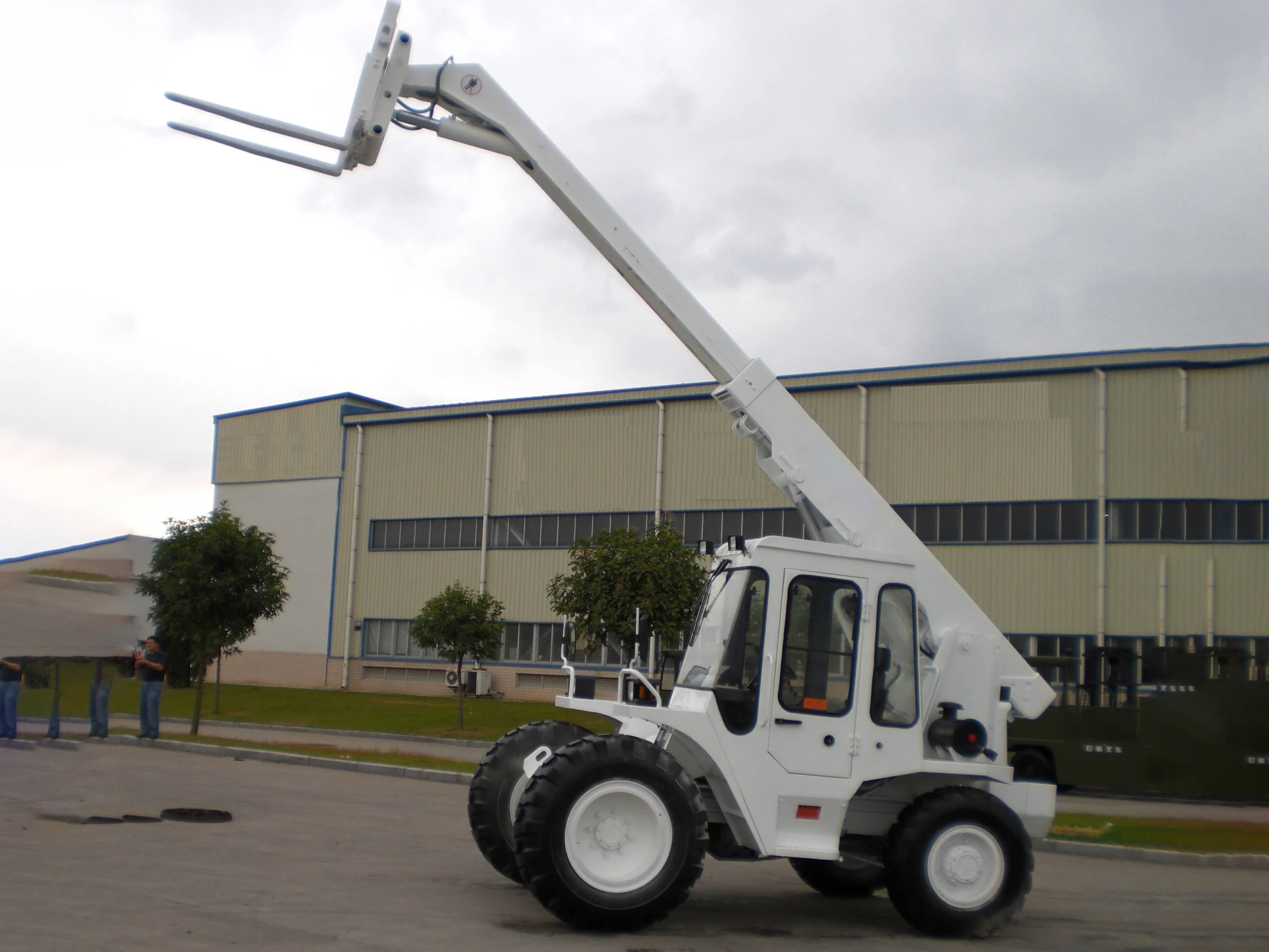 China Manufacturer Mini Telehandler Telescopic Forklift  Compact Front Shovel Boom Small Telehandler Telescopic Loader
