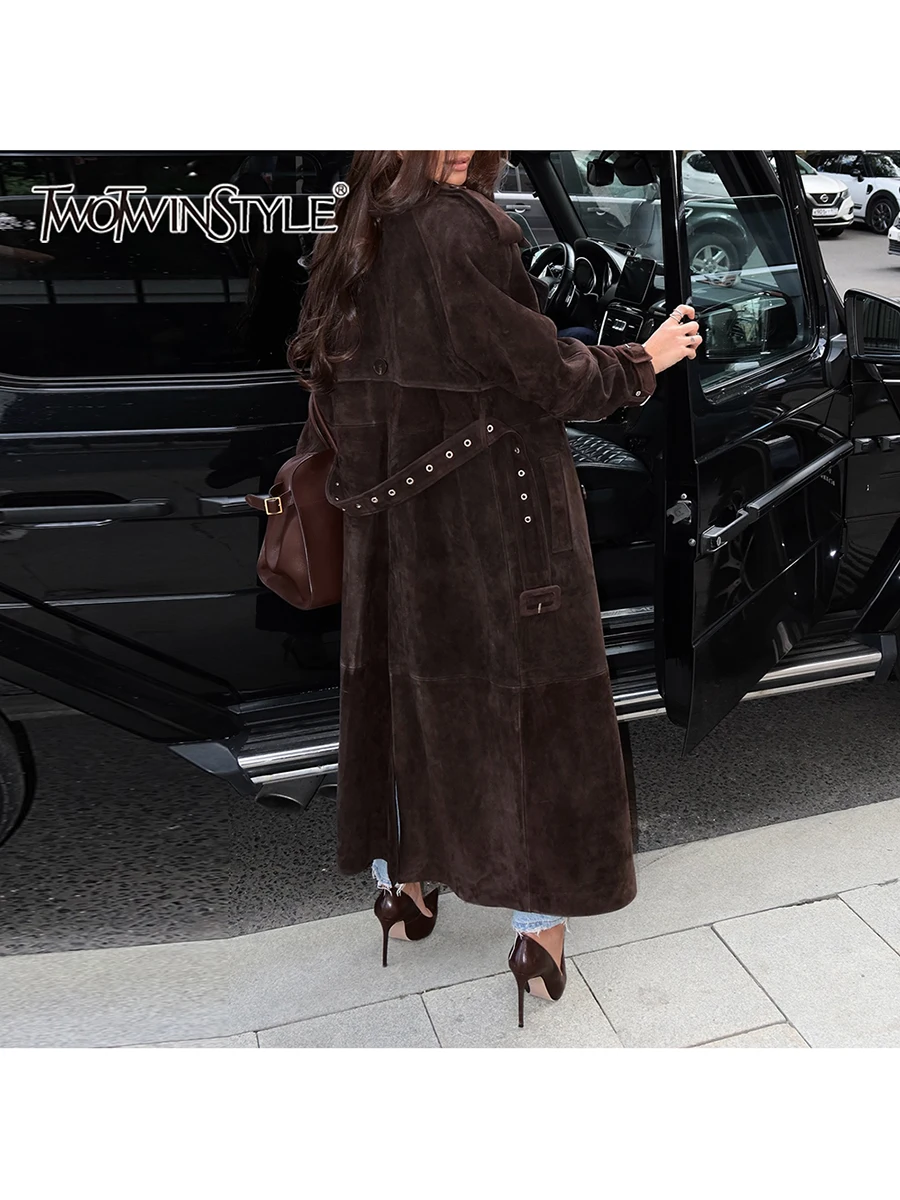 

TWOTWINSTYLE Coffee Color Vintage Windbreaker for Women Lapel Long Sleeve Spliced Lace Up Temperament Coat Female Clothing New