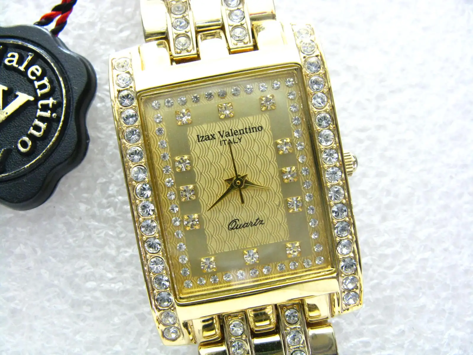 Japanese gold-plating diamond Izax valentine quartz fashion men's watch