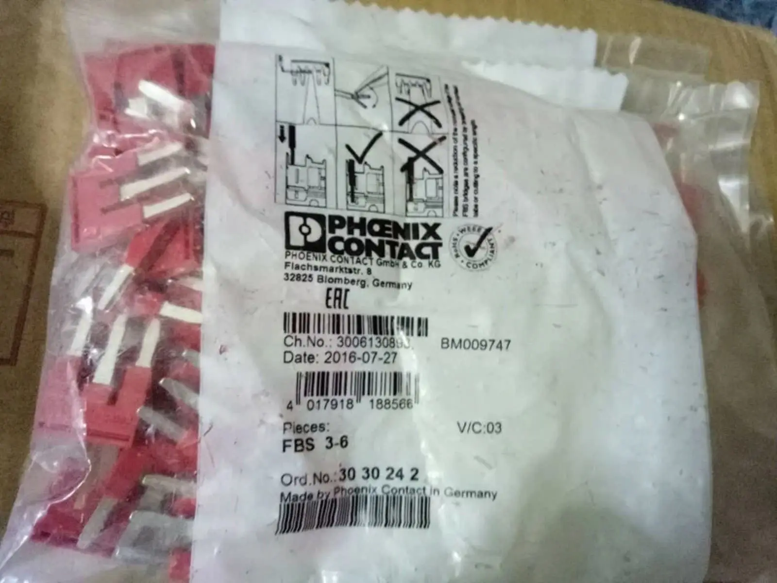 

50 pcs FBS3-6 3030242 Plug-in bridge, pitch: 6.2 mm, number of positions: 3, color: red