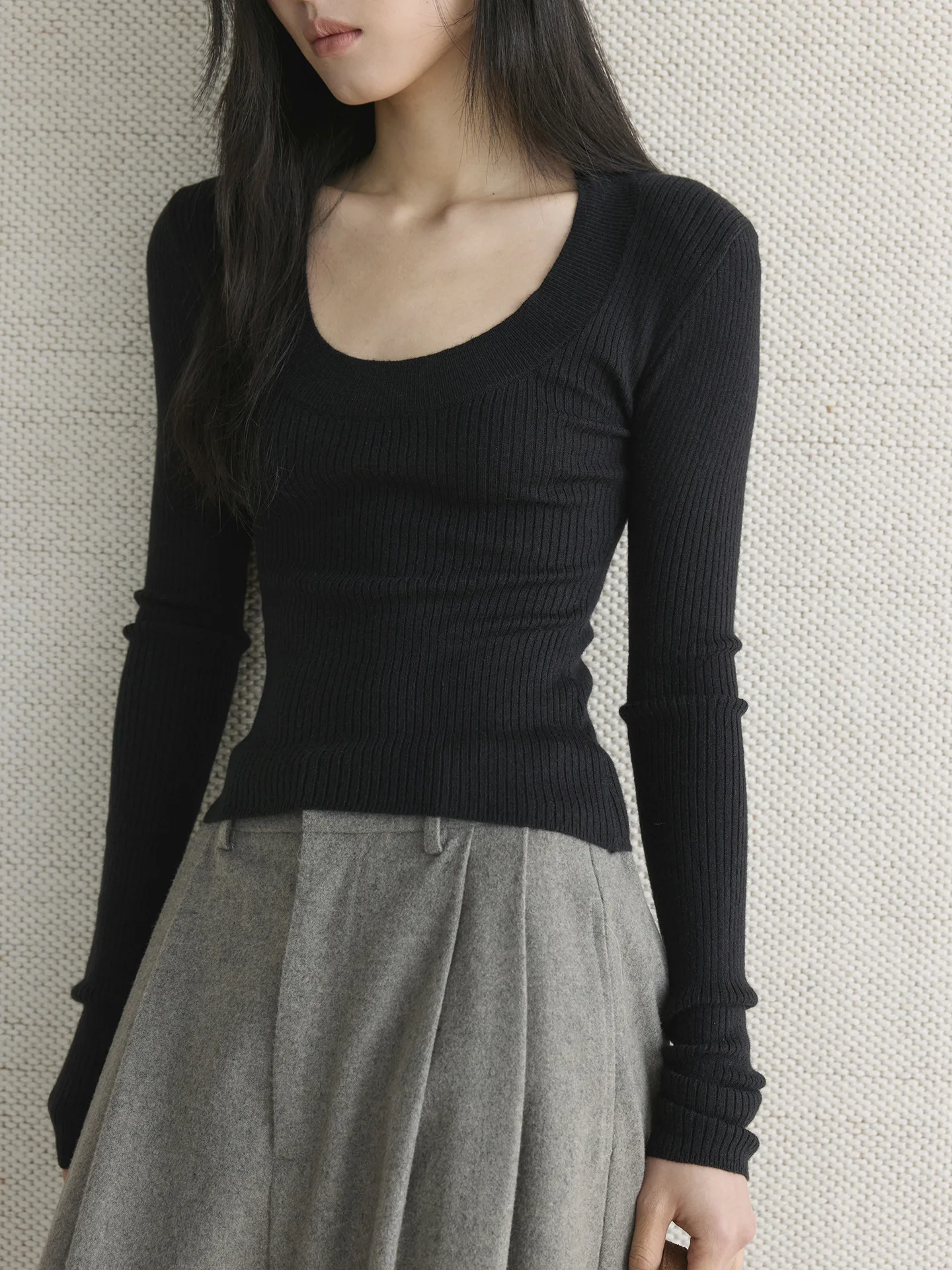 

Early spring new Korean style simple casual slim fit knit sweater comfortable base long sleeved top for women