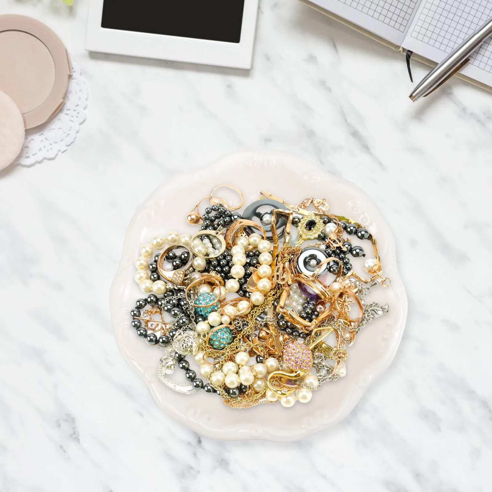 

Ceramic Jewelry Tray Irregular Shape Aesthetic Trinket Dish for Rings Keys Perfume Vanity Decor Stylish Home Decorative Ring