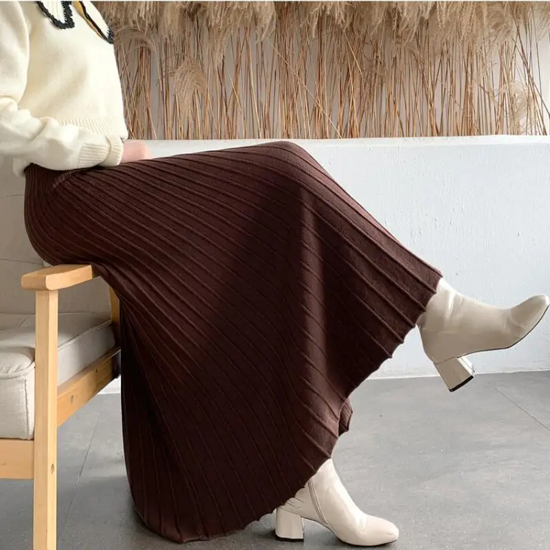 2025Women New Autumnwinter Retro Dress Knitted Half Skirt Skirt High Waist for Skinny Look Elastic Waist Drop Hundred Fold Skirt
