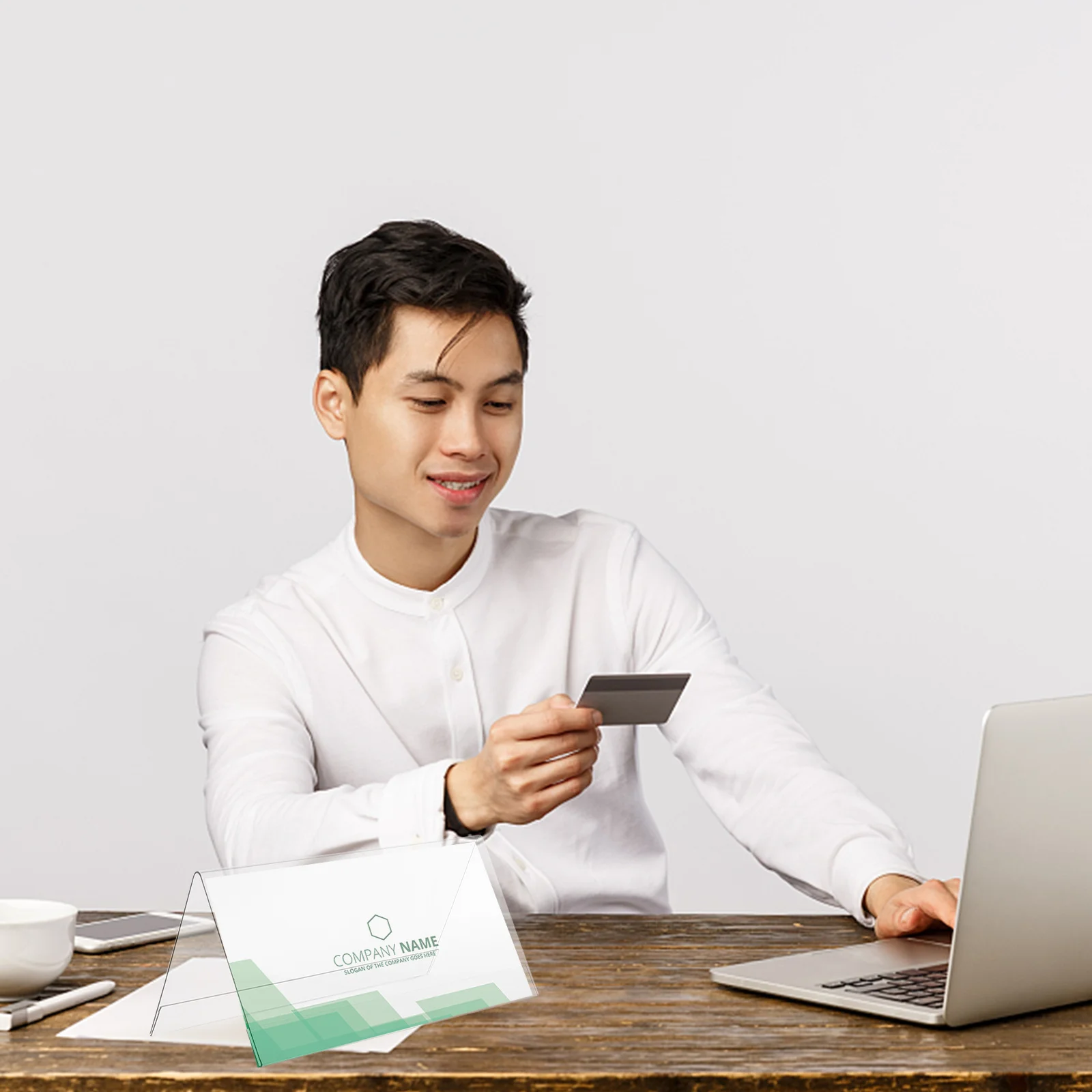 

5Pcs Acrylic Name Plate Display Stand Transparent Tent Shape Holder for Supermarket Shelf Table Sign Display Use