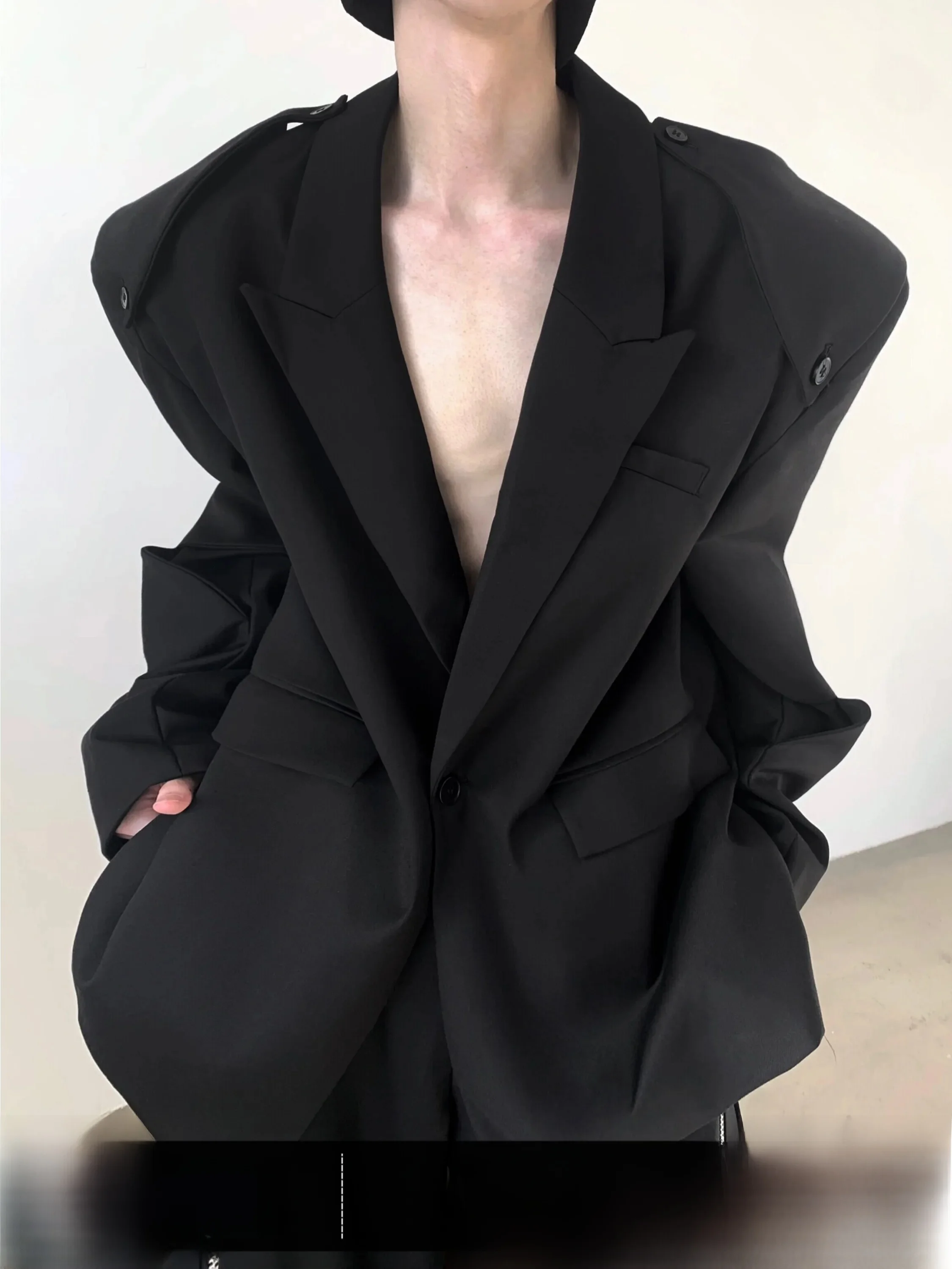 Black Shoulder Padded Men's Suit Jacket Autumn Mountain Wind Casual Style Asymmetric Design High-End Feeling Long Sleeve Yout...